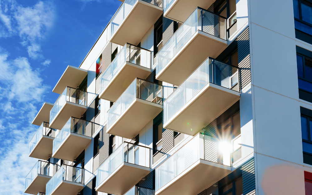 Casa e competitività: quando l’abitare incide su studio, lavoro e territorio